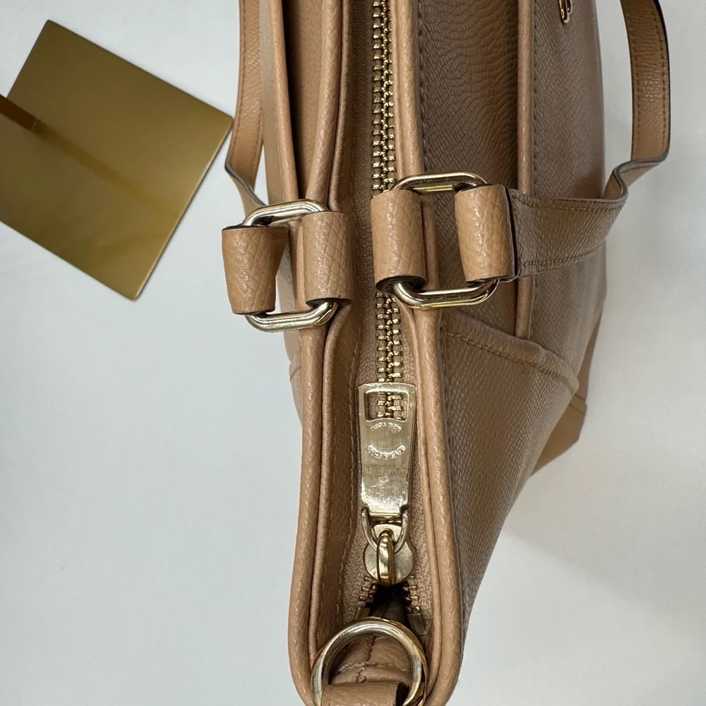 Coach Taylor Tote in Crossgrain Leather – Nude/Beige - Picture 7 of 13